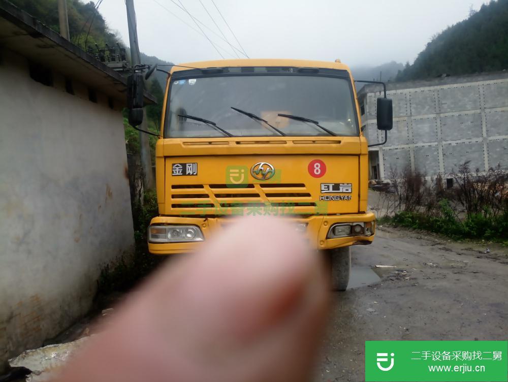 云南出售二手紅巖金剛后八輪載貨車