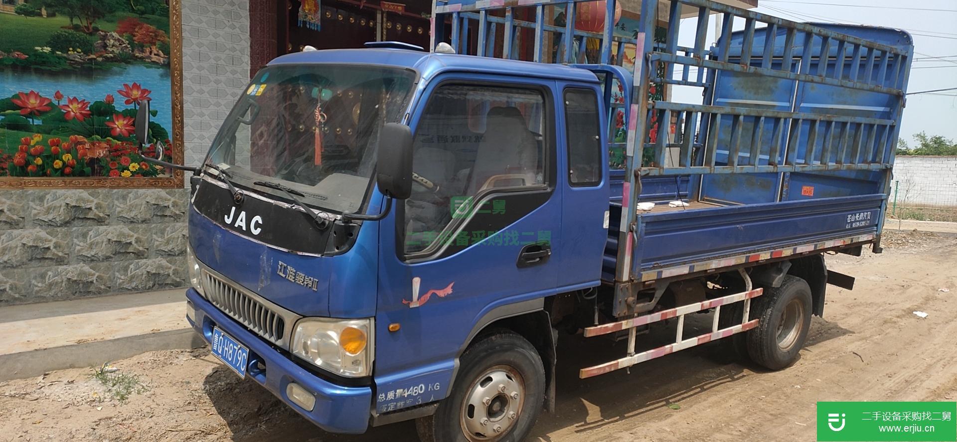 山東出售二手載貨車九成新