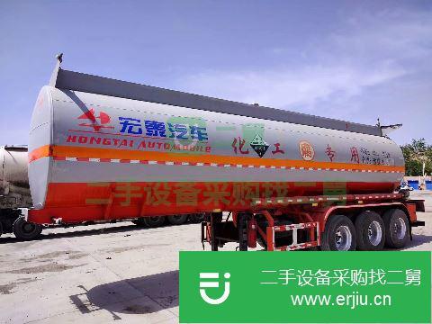 新疆出售二手滾塑罐掛車