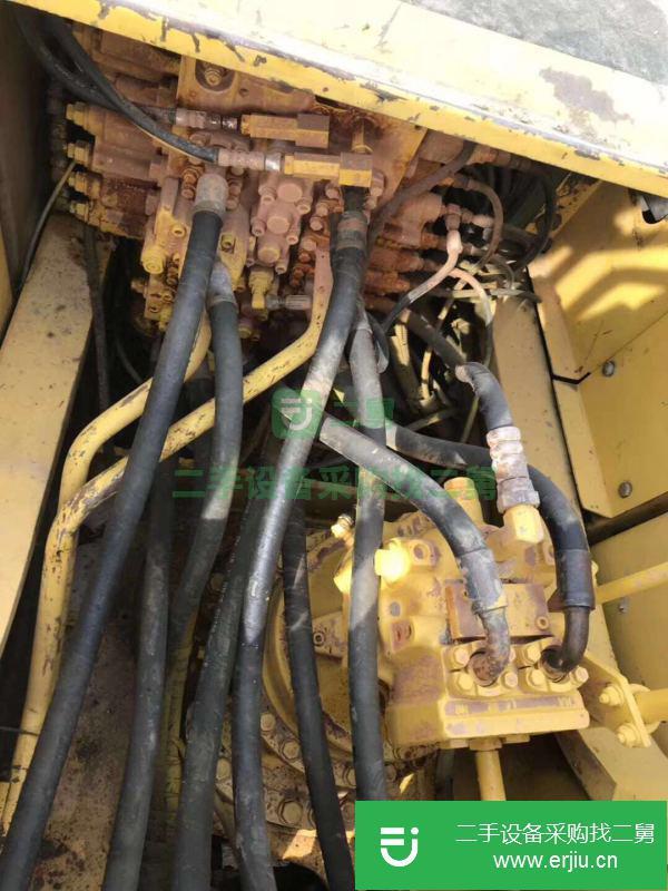 四川出售二手小松220-7挖掘機