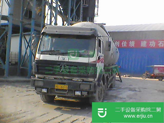河南出售北方奔馳重型罐式貨車