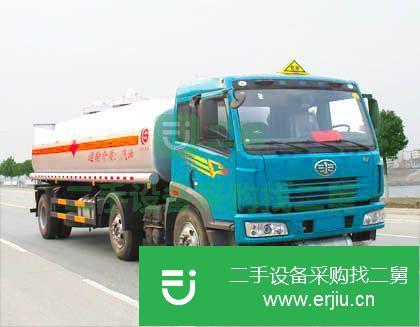 貴州出售二手青島解放牌油罐車