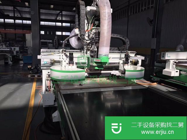 山東出售二手板式家具數(shù)控開料機(jī)