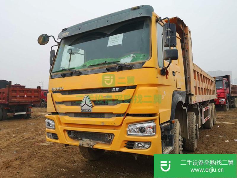內(nèi)蒙古出售二手豪沃自卸車八成新
