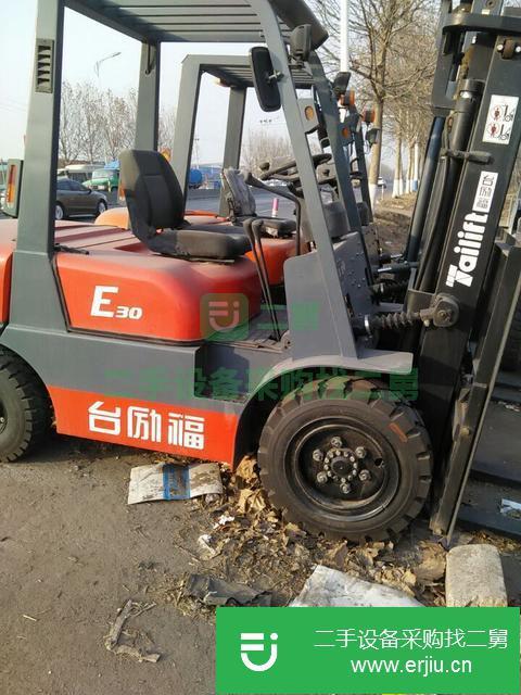 山東出售二手臺勵福叉車
