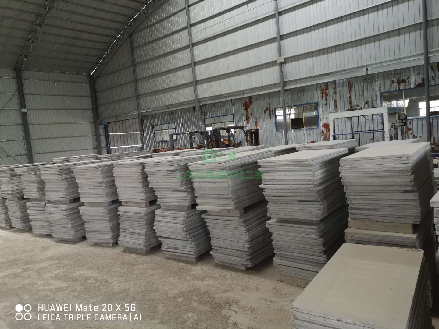 山東出售念鵬全自動(dòng)六型制磚機(jī)一整套