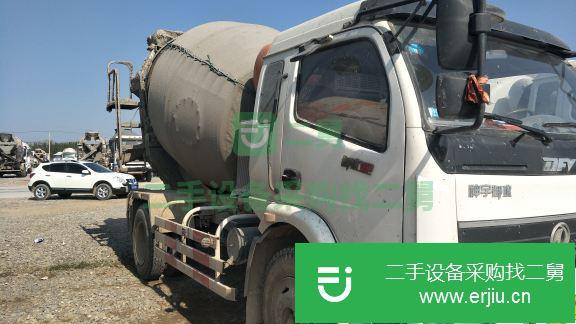 山東出售二手東風(fēng)攪拌車(chē)