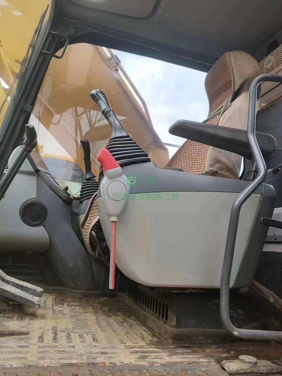 上海低價出售原版原漆純進口小松200-8N1挖掘機