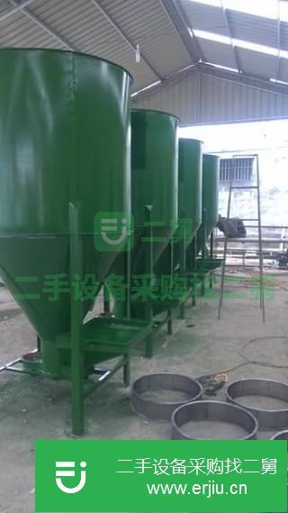 江蘇出售二手飼料粉碎攪拌機