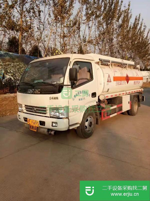 江西出售二手東風(fēng)多利卡五噸油罐車