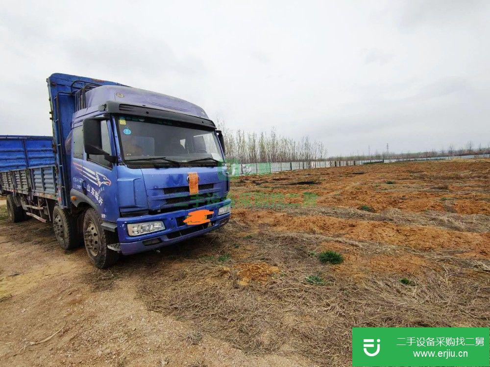 山東出售二手一汽解放重型倉柵式貨車