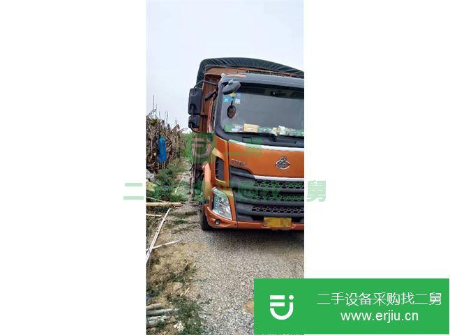 廣東出售二手東風柳汽M3半倉柵式載貨車