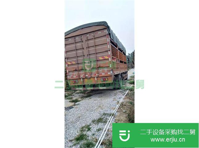 廣東出售二手東風柳汽M3半倉柵式載貨車