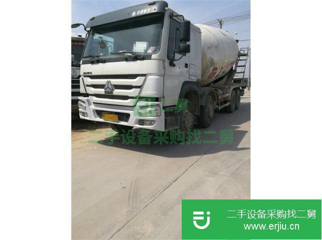 山東出售二手豪沃水泥罐車