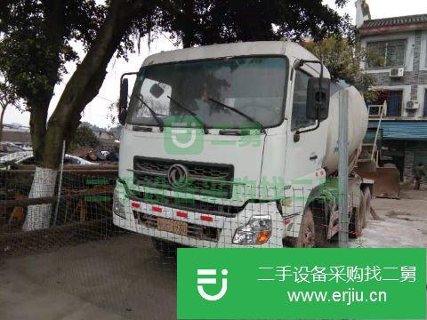 四川出售二手東風(fēng)混凝土攪拌車(chē)