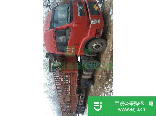 遼寧出售二手青島解放牽引車
