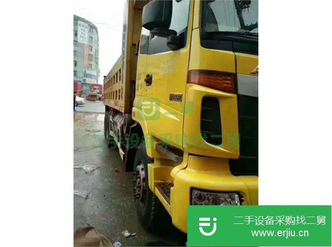 江西出售二手歐曼散裝物料8×4軸距1800自卸車