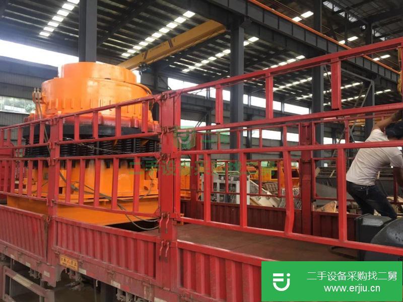 云南出售二手德鑫移動(dòng)破碎機(jī)