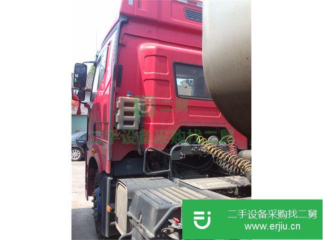 江西出售二手青島解放牽引車