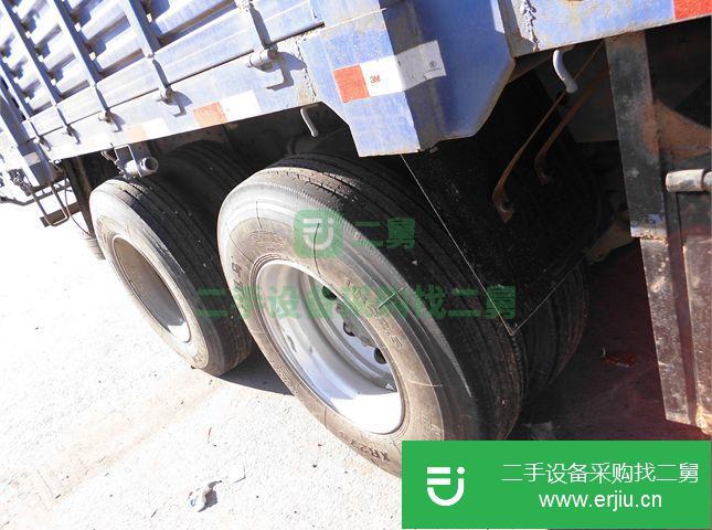 遼寧出售二手一汽解放前四后八倉(cāng)柵載貨車