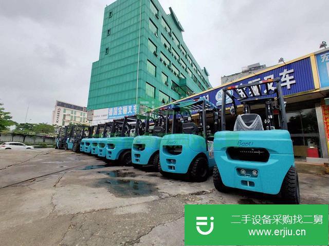 廣東出售二手3噸搬運(yùn)叉車