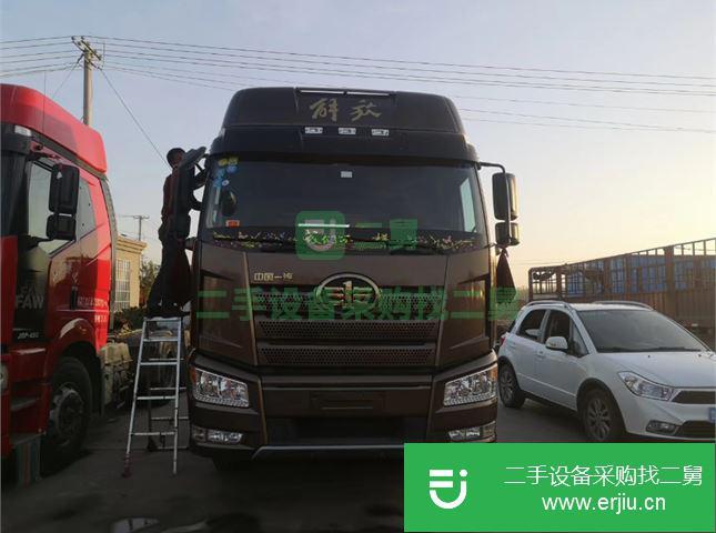 山東出售二手一汽解放J6雙驅輕體牽引車