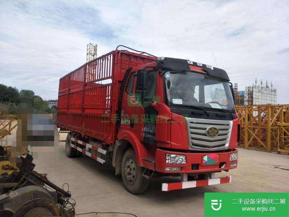 湖北出售二手解放牌6.8米高欄貨車