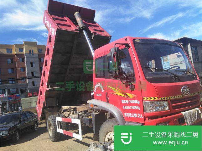 遼寧出售二手青島解放336馬力前四后八自卸車