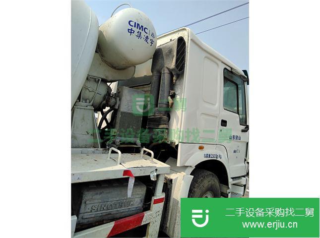 山東出售二手中國重汽豪沃攪拌罐車