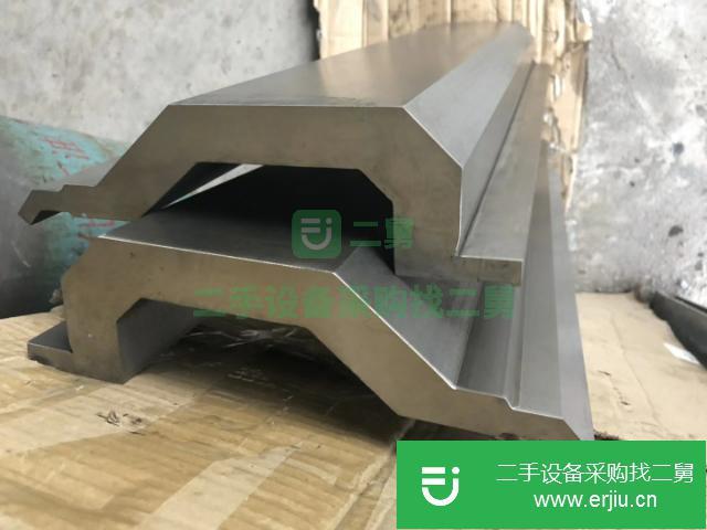 江蘇出售二手折彎機