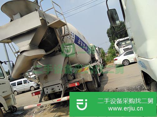 山東出售二手中國重汽豪沃攪拌罐車