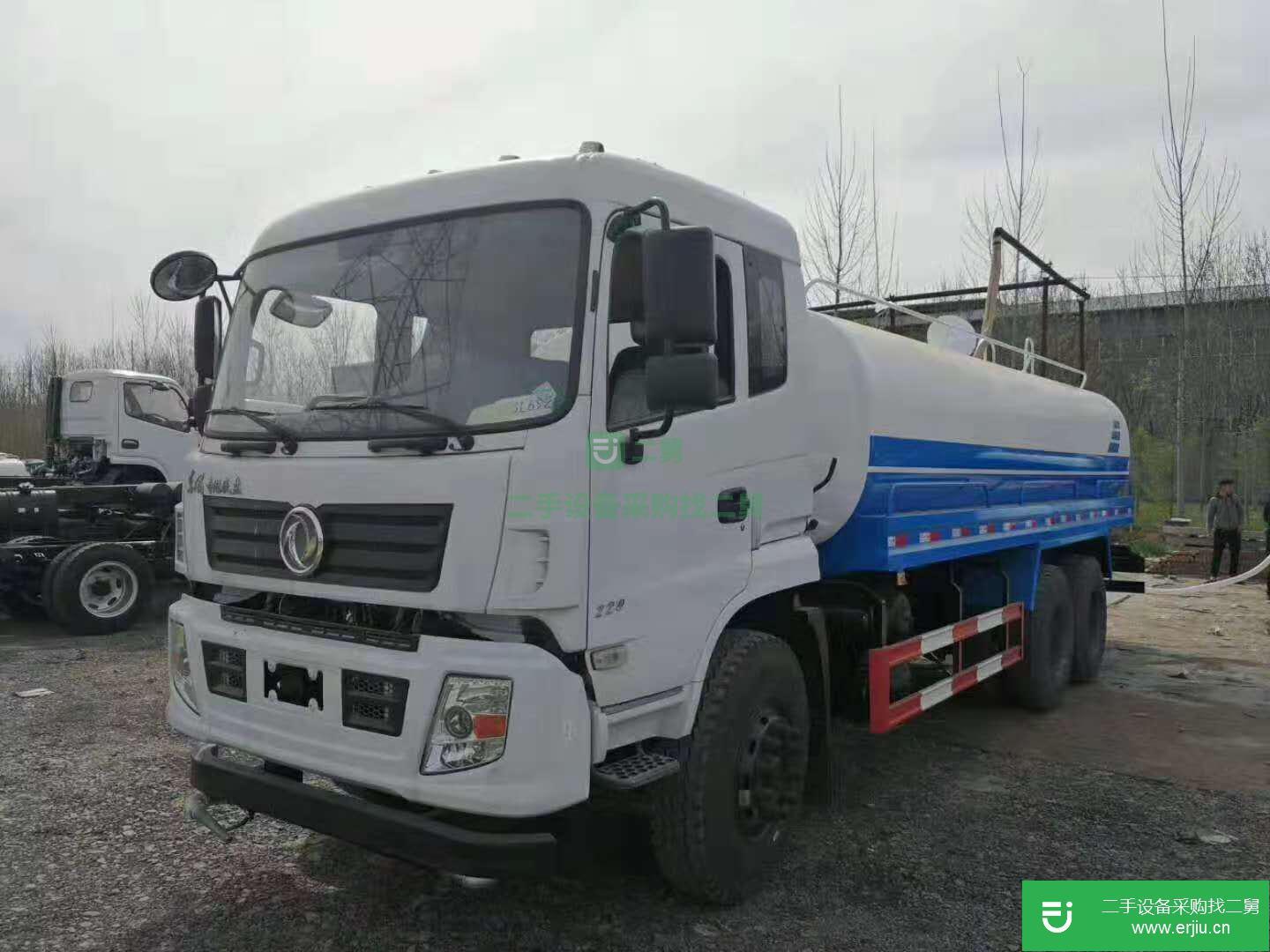 山東出售二手大型灑水車