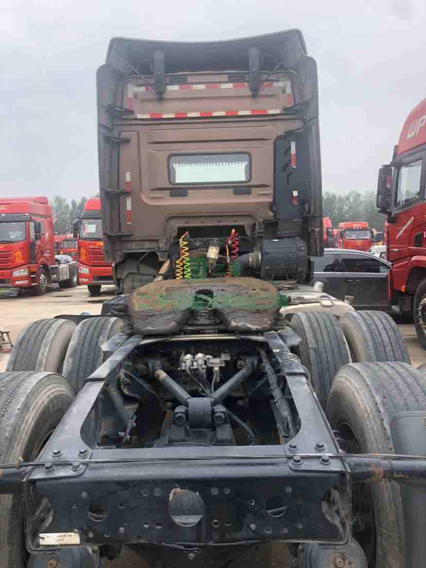 山東出售二手的解放JH6雙驅輕體國五排放牽引車