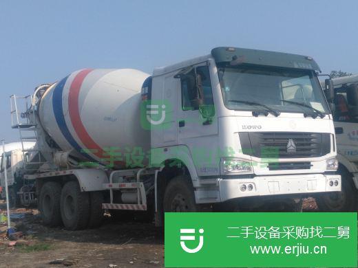 山東出售二手中國重汽混凝土攪拌車