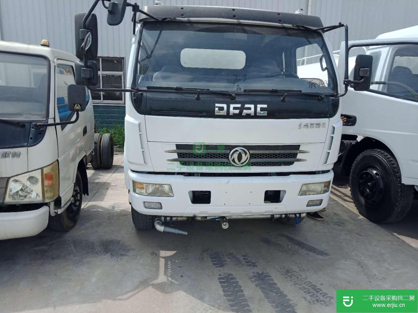 湖北出售二手東風綠化噴灑車
