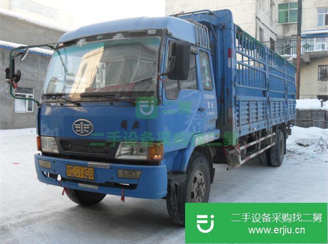 黑龍江出售二手青島解放載貨車(chē)