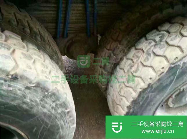 江西出售二手歐曼散裝物料8×4軸距1800自卸車