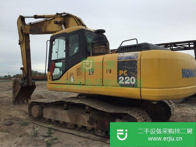 新疆出售二手小松220一7挖掘機(jī)