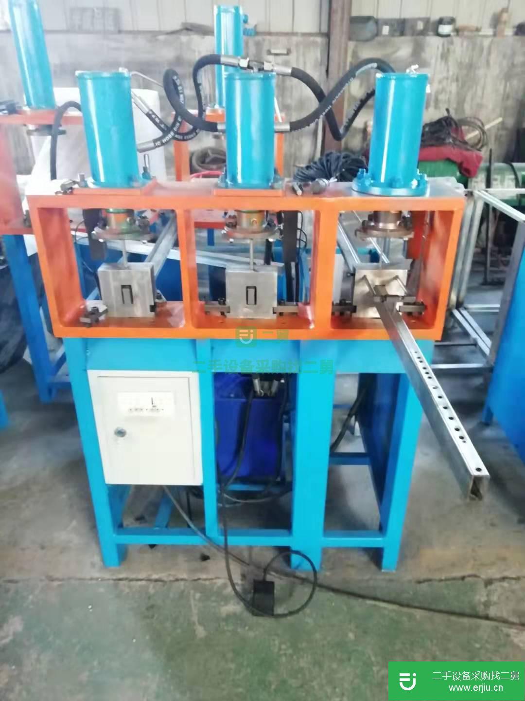 山東出售二手液壓沖孔機