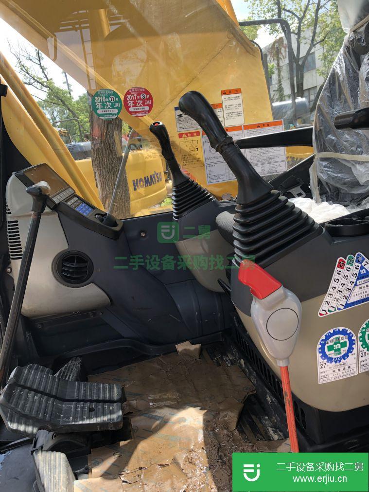 上海出售二手小松挖掘機(jī)24噸