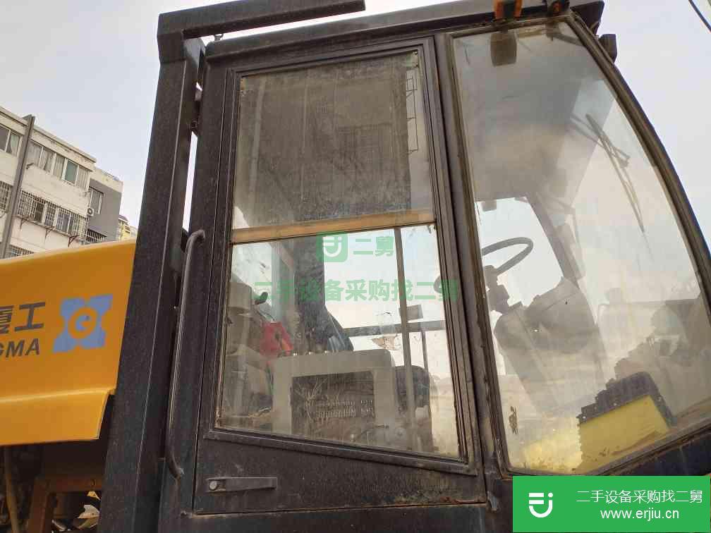 陜西省出售二手廈工 XG6201P壓路機(jī)