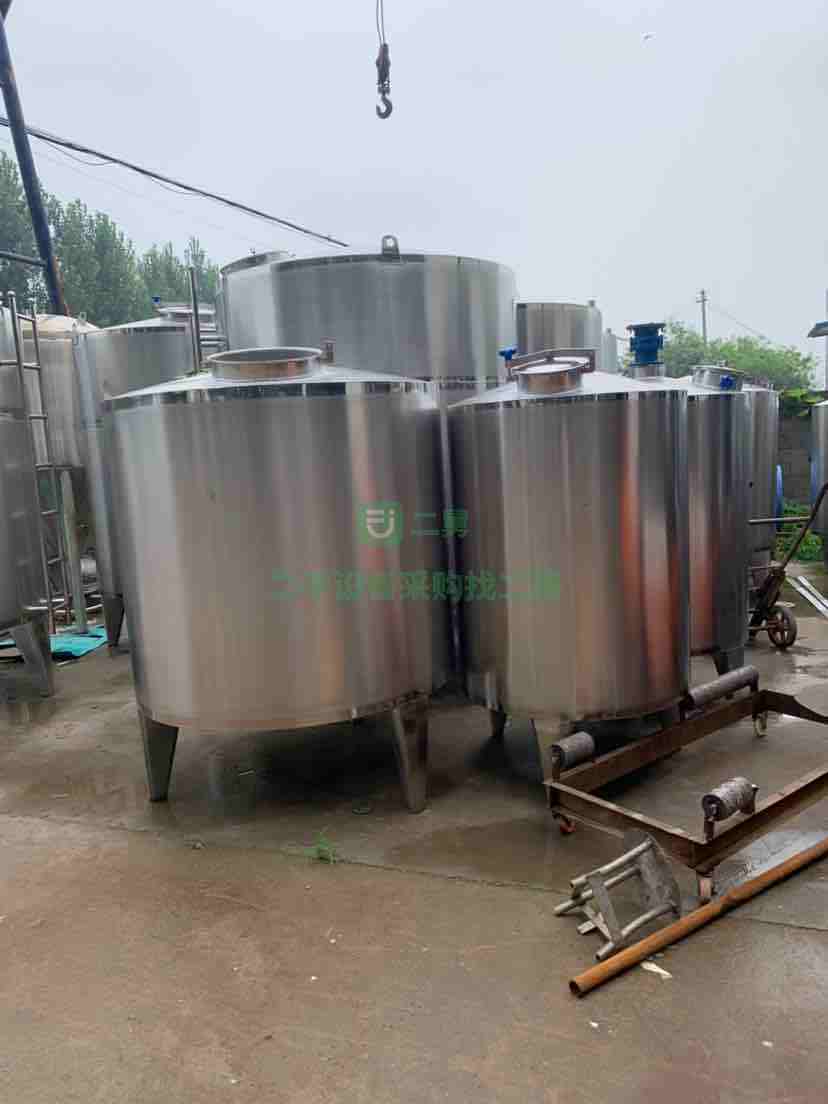 天津出售九成新的304不銹鋼儲罐