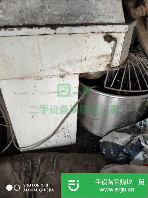 遼寧出售二手和面機(jī)九成新