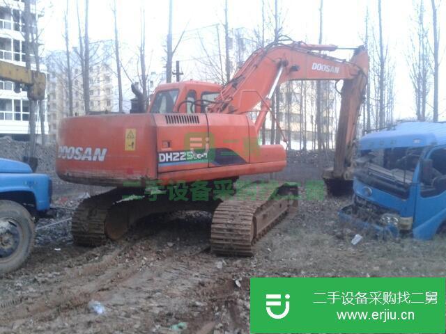 河南出售二手斗山220挖掘機