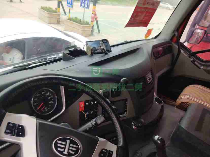 山東出售解放J6P460馬力，國四，輕體牽引車