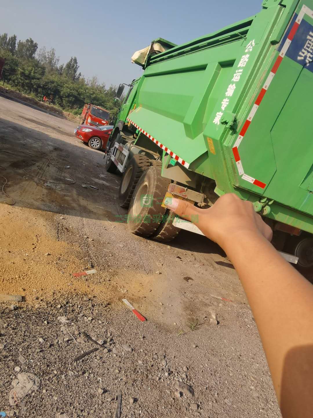 河北出售18年豪沃后八輪自卸車，可辦理分期