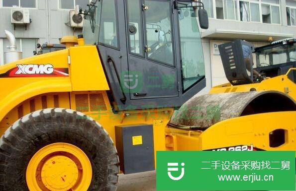 上海出售二手徐工XS262J單鋼輪振動壓路機(jī)