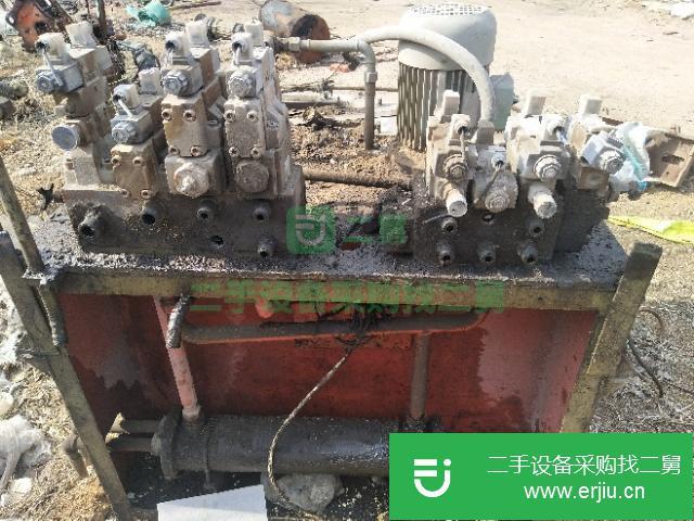 山東出售二手水泥磚機九成新