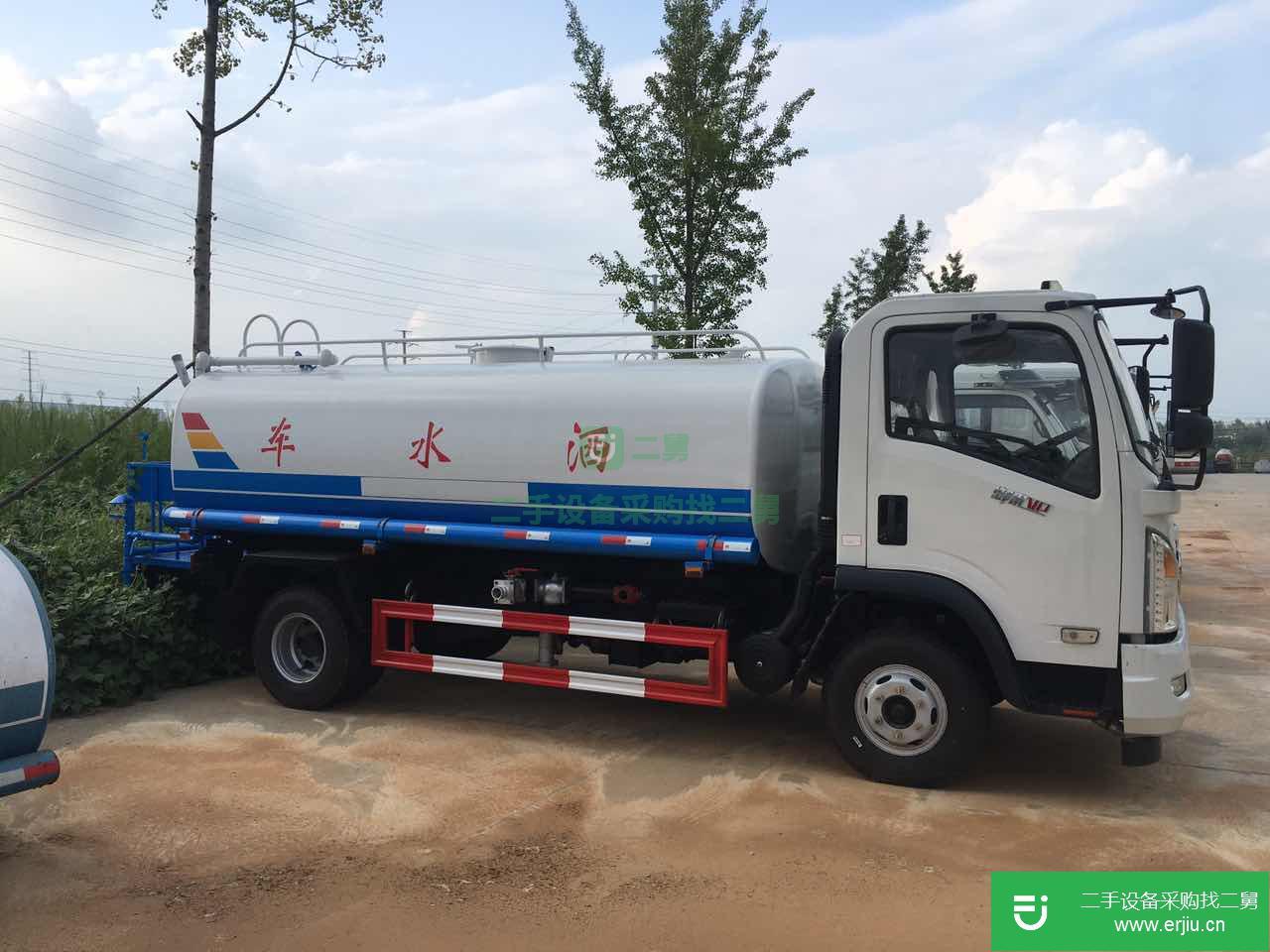 湖北出售二手東風(fēng)灑水車九成新