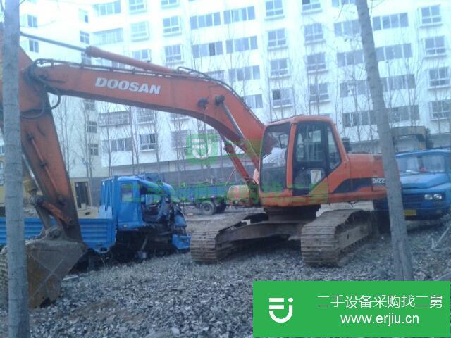 河南出售二手斗山220挖掘機